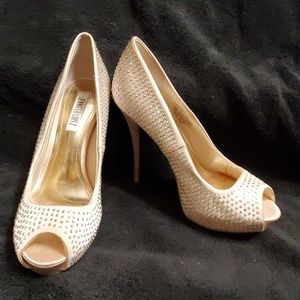 NEW! Jennifer Lopez Nude Peep Toe Rhinestone Heels